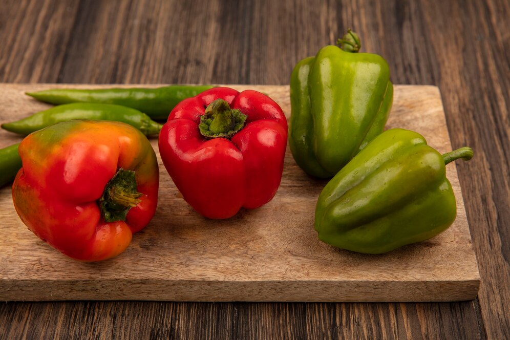 Capsicum Mix F1 Hybrid Shimla Mirch (शिमला मिर्च) | Vegetable Seeds(15-20 seeds)